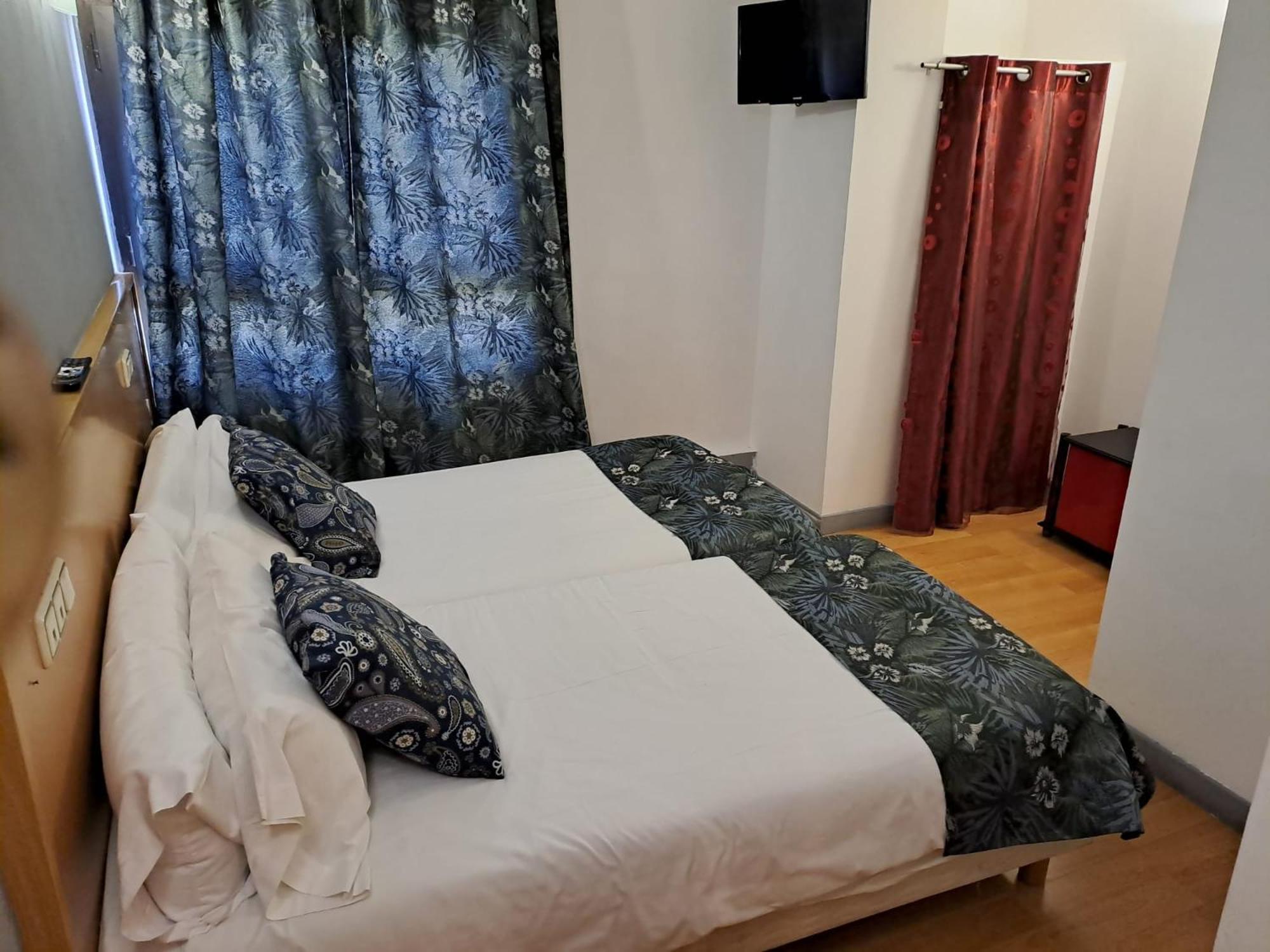 Hotel Merino Pas De La Casa Esterno foto